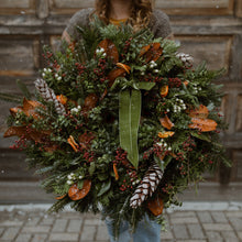 Load image into Gallery viewer, Magnolia Collection Premium Fresh Wreath