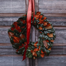 Load image into Gallery viewer, 24" Fresh Magnolia Wreath