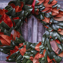 Load image into Gallery viewer, 24" Fresh Magnolia Wreath