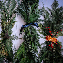 Load image into Gallery viewer, Seasonal Table Centrepiece