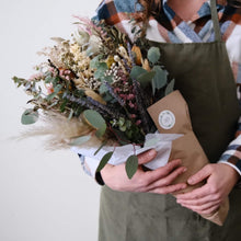 Load image into Gallery viewer, Everlasting Dried Flower Bouquet