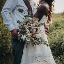 Load image into Gallery viewer, Everlasting Dried Bridal Bouquet