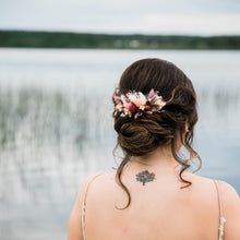 Load image into Gallery viewer, Everlasting Dried Flower Hair Comb