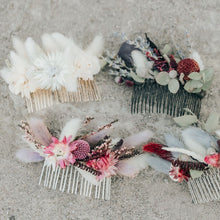 Load image into Gallery viewer, Everlasting Dried Flower Hair Comb