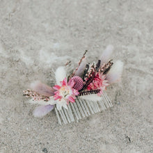 Load image into Gallery viewer, Everlasting Dried Flower Hair Comb