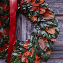 Load image into Gallery viewer, 24&quot; Fresh Magnolia Wreath
