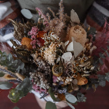 Load image into Gallery viewer, Everlasting Dried Flower Bouquet
