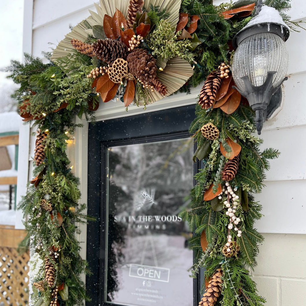 Fresh Garland with Door Topper & Dried Fans